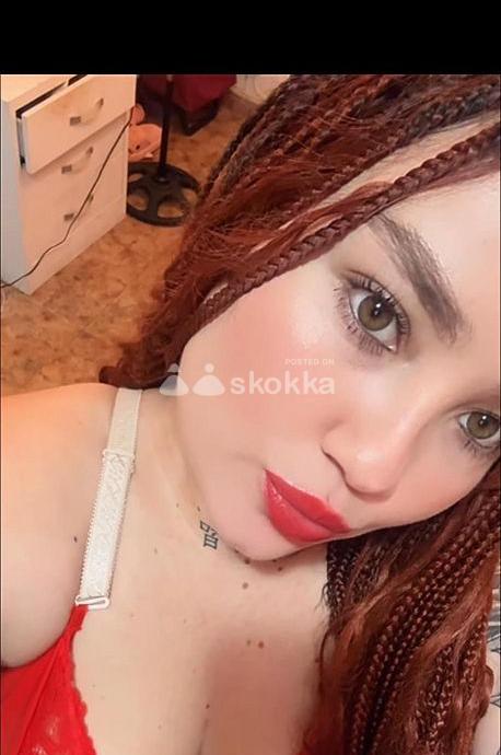 Colombiana juguetona 100% natural blanquita la mejor mamada con garganta profunda de barcelona